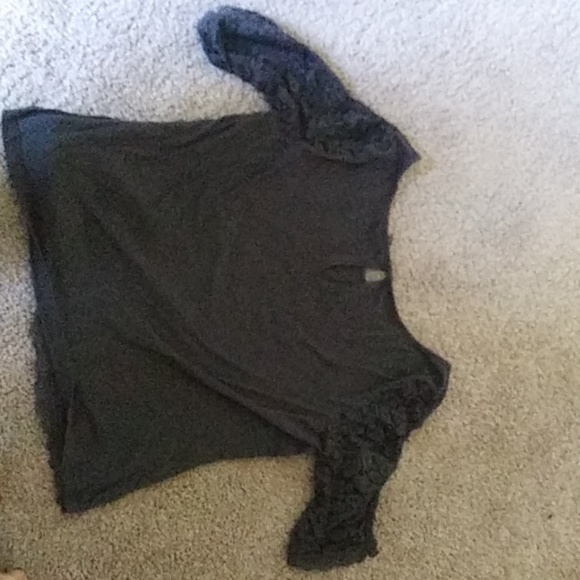 American Eagle Outfitters Shirt - Picture 2 of 2